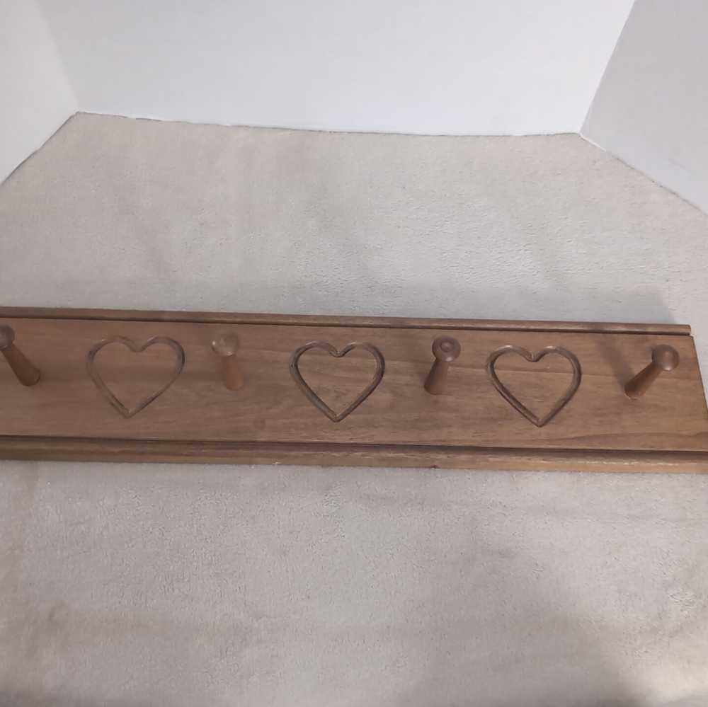 Longaberger Wooden Heart Peg Rack Basket Hanger 23.5" W. C. Mock Family Design